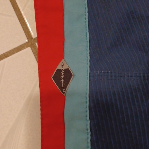 4/$60 Blue & Red Board Shorts - Size 30 - Picture 5 of 8